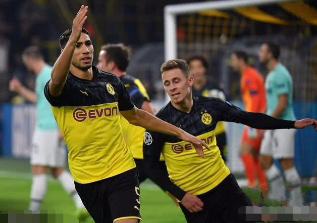  多特蒙德客场遭法兰克福逆转，争冠形势再生变数